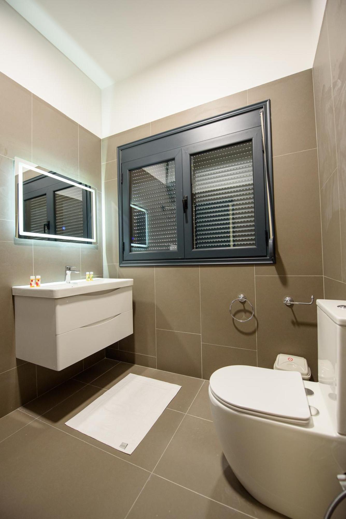 Olivium Rooms Vlorë Εξωτερικό φωτογραφία