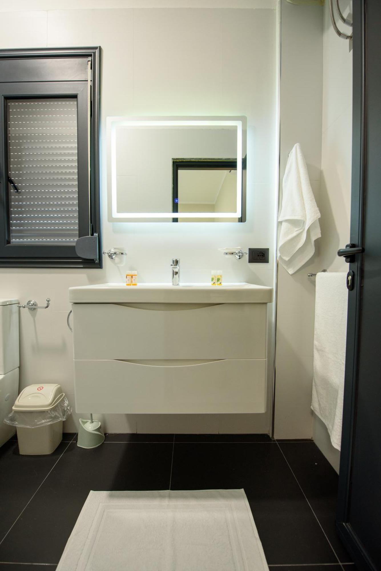 Olivium Rooms Vlorë Εξωτερικό φωτογραφία